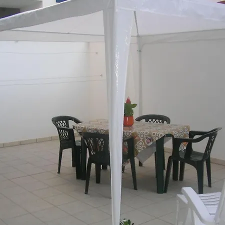 Helle Kellerwohnung By Interhome Appartement Baia Di Gallipoli